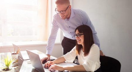 COMO ESCOLHER O MELHOR SOFTWARE DE CONTROLE DE PONTO PARA A EMPRESA?