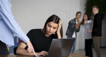 Assédio moral no trabalho: entenda o que é e suas consequências