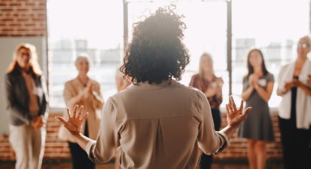 Avaliação de líderes: estratégias para identificar, desenvolver e elevar a liderança na prática